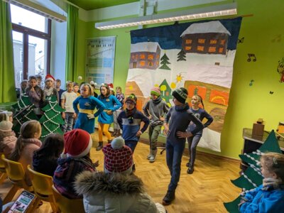 Weihnachtsprogramm Kl. 4a 