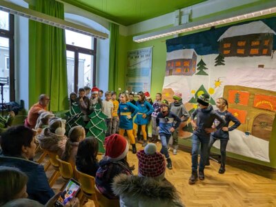 Weihnachtsprogramm Kl. 4a 