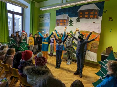 Weihnachtsprogramm Kl. 4a 