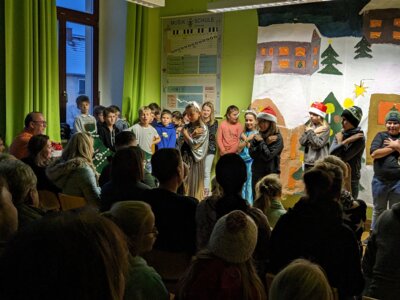 Weihnachtsprogramm Kl. 4b 
