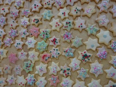 Unsere Weihnachtsb&auml;ckerei ist fertig.  (Bild vergr&ouml;&szlig;ern)