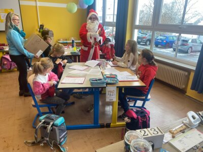 Foto des Albums: Danke, lieber Nikolaus (06. 12. 2023)