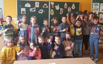 Foto des Albums: Klassenweihnachtsgrüße 2023 (08. 12. 2023)