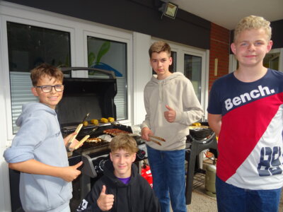 Foto des Albums: Sommerferienaktion: Grillen