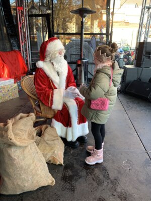 Foto des Albums: Weihnachtsmarkt in Marsberg 2023 (04.​12.​2023)