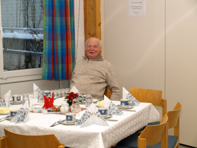 Unser erster Gast  (Bild vergr&ouml;&szlig;ern)