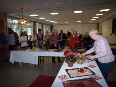 Foto des Albums: Traditionelle Weihnachtsfeier einmal anders.