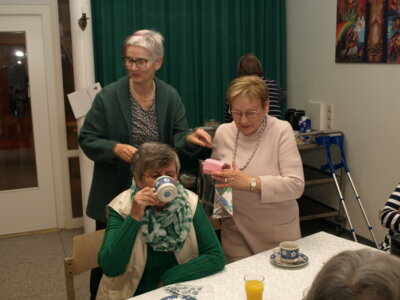 Gl&uuml;cksbotin  (Bild vergr&ouml;&szlig;ern)