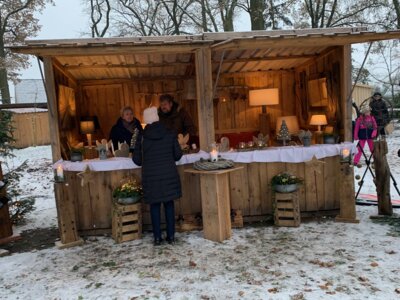 Adventsmakrt 2023 Bude3  (Bild vergr&ouml;&szlig;ern)