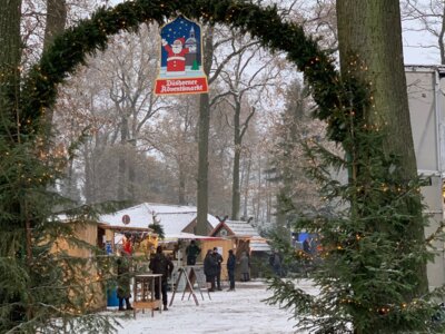Adventsmark 2023 Eingang1 - Kopie  (Bild vergr&ouml;&szlig;ern)