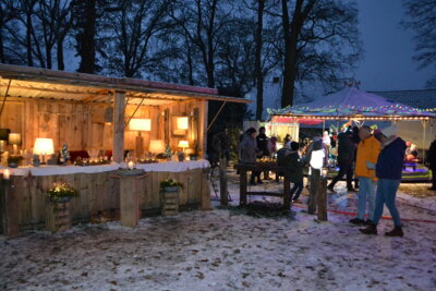 Adventsmarkt 2023 3  (Bild vergr&ouml;&szlig;ern)