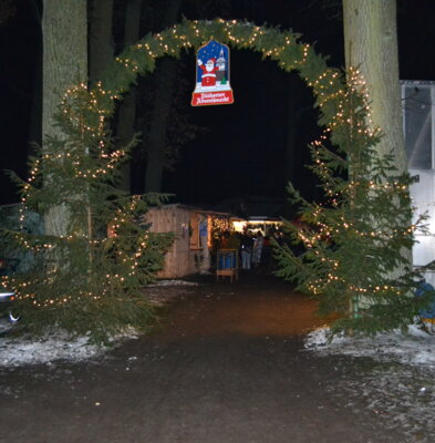 Adventsmarkt 2023 Eingang  (Bild vergr&ouml;&szlig;ern)