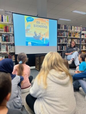 Foto des Albums: Leseratten in der Bibliothek Wittenberge