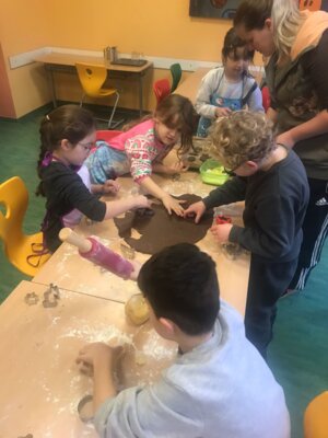 Foto des Albums: Plätzchen backen 12.2023