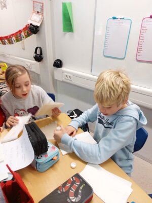 Foto des Albums: 🎄Weihnachtsfeier der Klasse 4 🎅🏼
