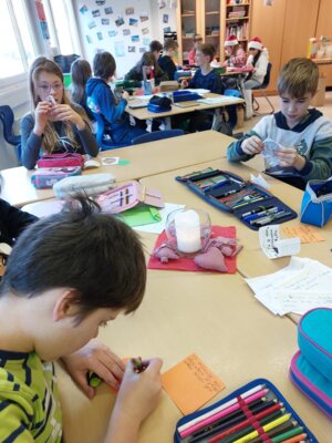 Foto des Albums: 🎄Weihnachtsfeier der Klasse 4 🎅🏼