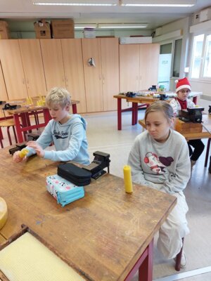 Foto des Albums: 🎄Weihnachtsfeier der Klasse 4 🎅🏼