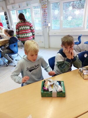 Foto des Albums: 🎄Weihnachtsfeier der Klasse 4 🎅🏼