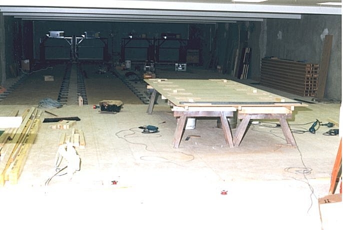 Bild: Fertigstellung Kegelbahnen November 1998