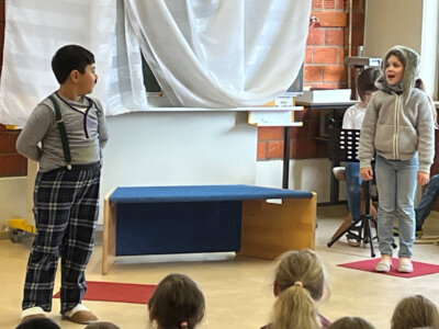 Foto des Albums: Erzähl-Theaterstück Ludwig-Uhland-Schule Schömberg