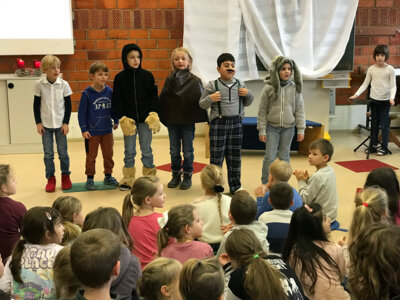 Foto des Albums: Erzähl-Theaterstück Ludwig-Uhland-Schule Schömberg