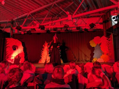 Foto des Albums: Theater von Kindern für Kinder