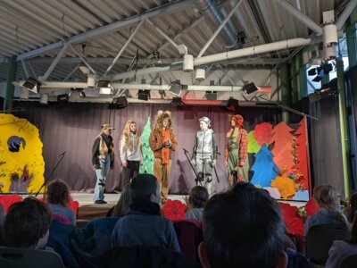 Foto des Albums: Theater von Kindern für Kinder