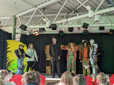 Foto des Albums: Theater von Kindern für Kinder