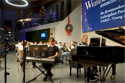 Foto des Albums: Großes Weihnachtskonzert