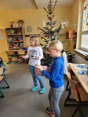 Foto des Albums: Weihnachtsfeier Klasse 4
