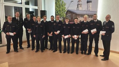 Die Geehrten f&uuml;r guten Dienstbesuch  (Bild vergr&ouml;&szlig;ern)