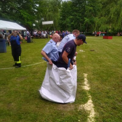 Foto des Albums: 90 Jahre Feuerwehr Nettelbeck am 15.07.2023