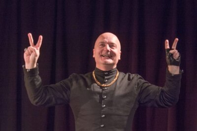 Foto des Albums: Krach im Hause Gott