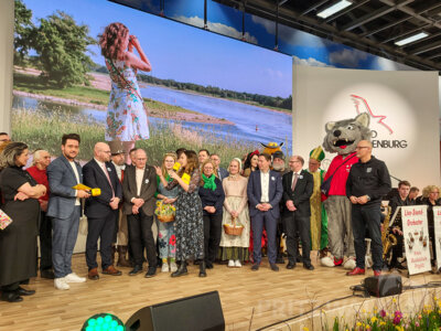 Foto des Albums: Willy Wolf und Knieperfuchs auf der Grünen Woche 2024