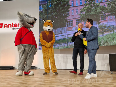 Foto des Albums: Willy Wolf und Knieperfuchs auf der Grünen Woche 2024