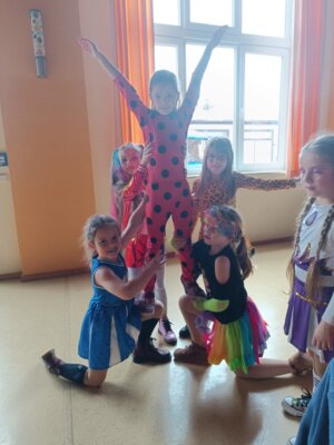 Foto des Albums: Rosenmontagsparty im Ferienhort
