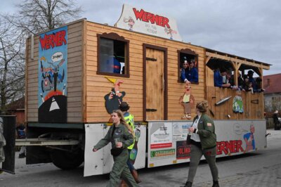 Foto des Albums: Rosenmontagszug 2024 in Bildern