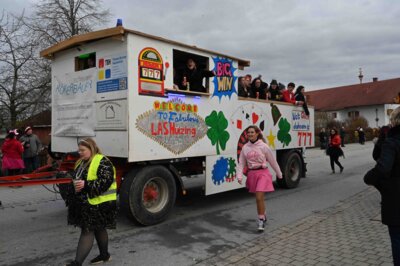 Foto des Albums: Rosenmontagszug 2024 in Bildern