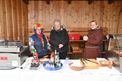 Foto des Albums: Rosenmontagszug 2024 in Bildern