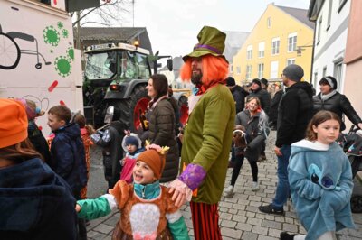 Foto des Albums: Rosenmontagszug 2024 in Bildern