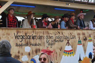 Foto des Albums: Rosenmontagszug 2024 in Bildern