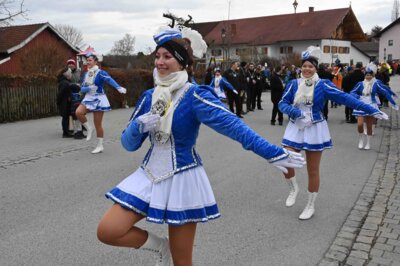 Foto des Albums: Rosenmontagszug 2024 in Bildern