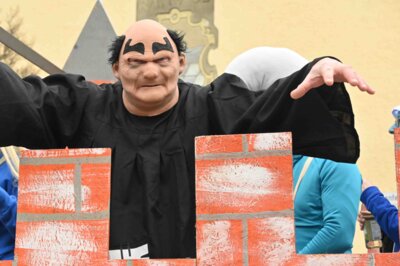 Foto des Albums: Rosenmontagszug 2024 in Bildern