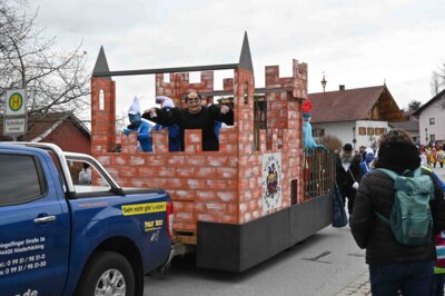 Foto des Albums: Rosenmontagszug 2024 in Bildern