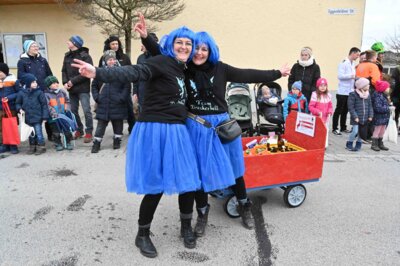 Foto des Albums: Rosenmontagszug 2024 in Bildern