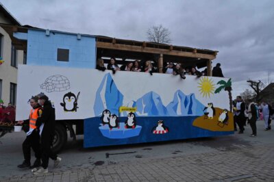 Foto des Albums: Rosenmontagszug 2024 in Bildern
