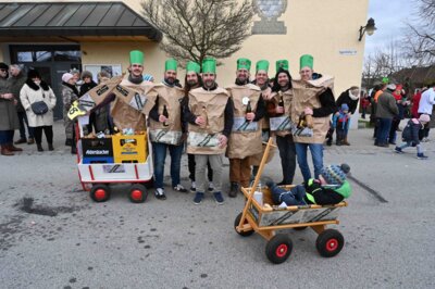 Foto des Albums: Rosenmontagszug 2024 in Bildern