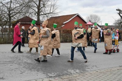 Foto des Albums: Rosenmontagszug 2024 in Bildern