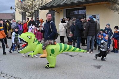 Foto des Albums: Rosenmontagszug 2024 in Bildern