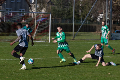Foto des Albums: 1. Männer vs. Basorf